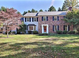 1114 Pine Ln, Stroudsburg, PA 18360