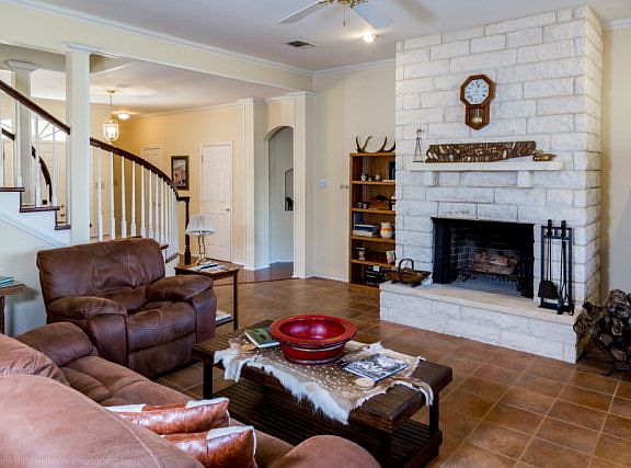 4th image of 616 Rock Creek Loop