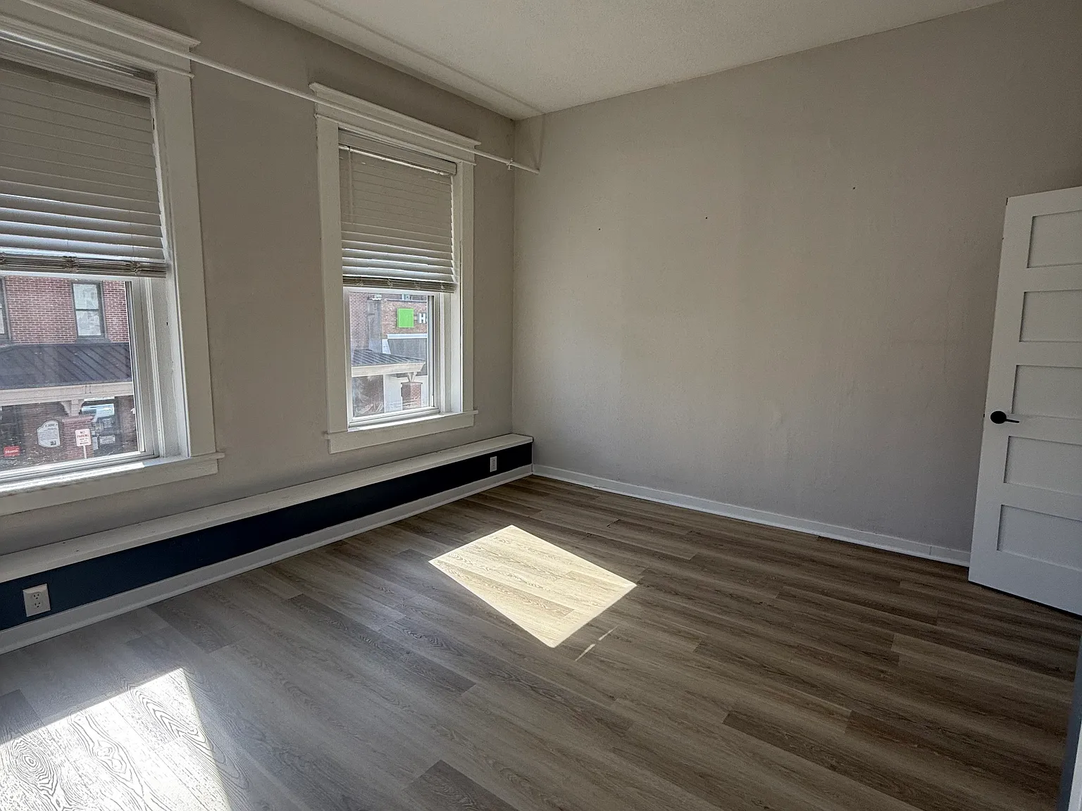 1 bed, 750 sqft, $1,100 — Photo 4