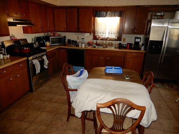 5th image of 303 E Ohio St