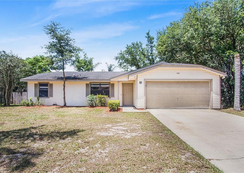 1st image of 686 MOSQUERO AVENUE