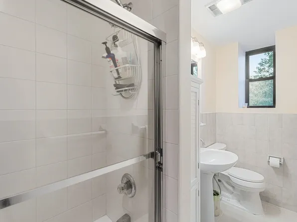 50 Glenwood Avenue image 18 of 30