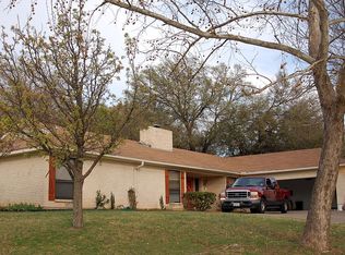 7158 Tamarack Rd, Benbrook, TX 76116