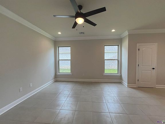 4th image of 26069 Purdy Ave