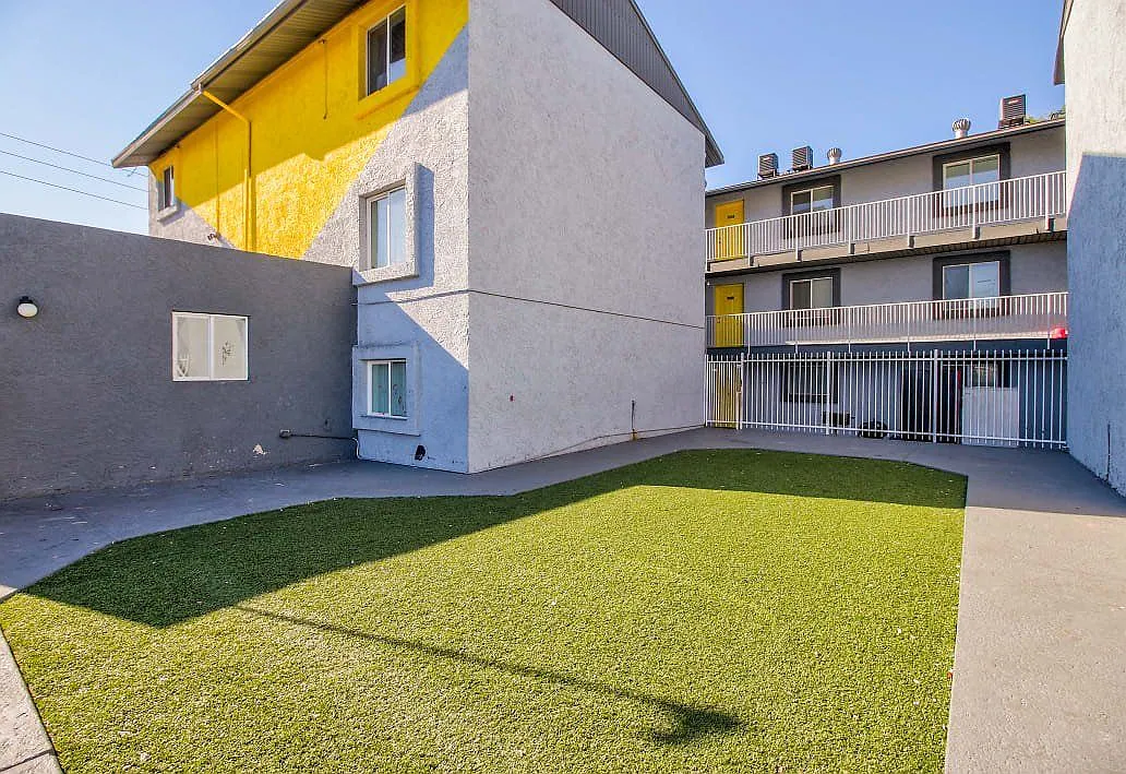 The Canvas Apartments — Photo 1