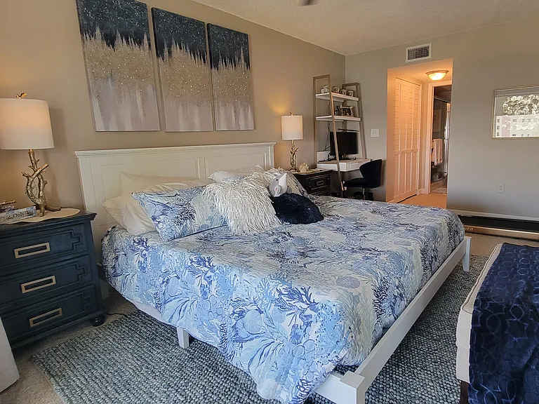 4575 Cove Cir #807 — Photo 8