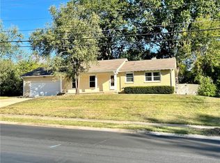 703 E Gay St, Warrensburg, MO 64093
