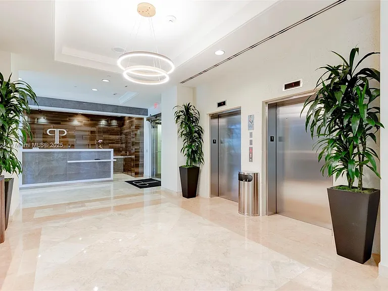 99 SE Mizner Blvd #821 — Photo 18