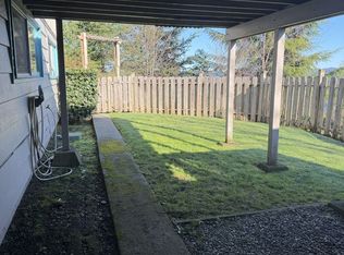 1150 N 5th St, Coos Bay, OR 97420