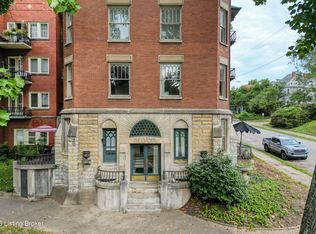2229 Cherokee Pkwy APT F, Louisville, KY 40204