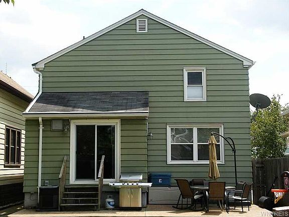 2nd image of 126 Densmore St