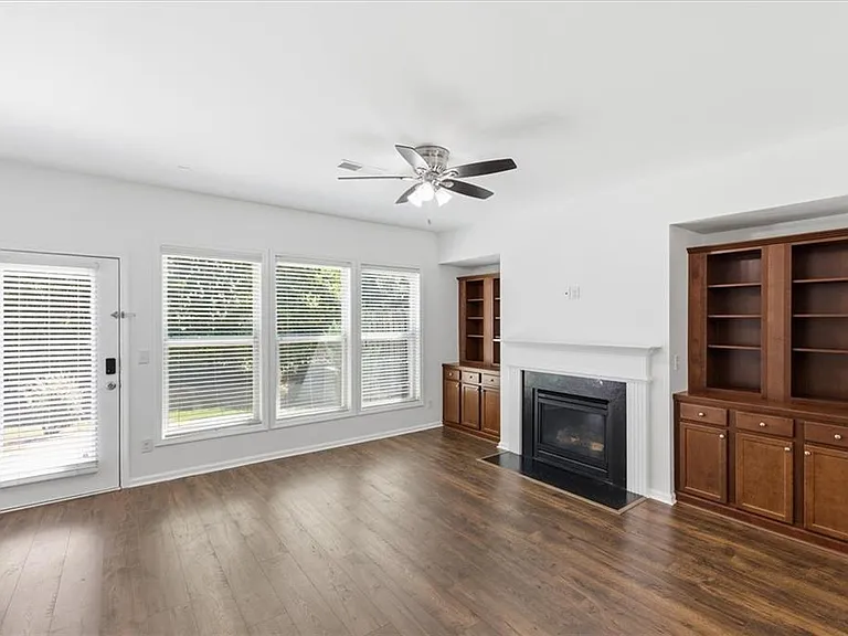 13459 Gardiner Ln — Photo 9
