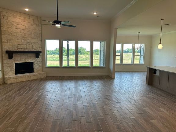 4th image of 205 Cobb Rd
