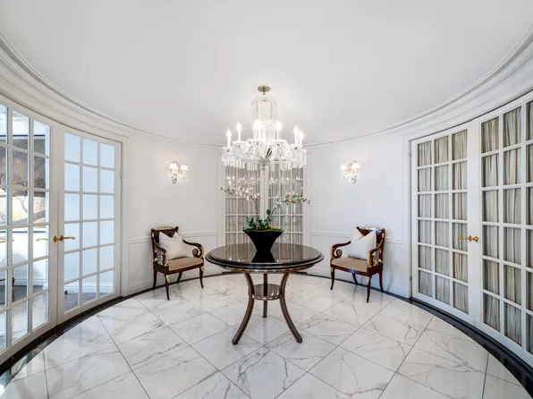 27 East 65th Street image 5 of 13