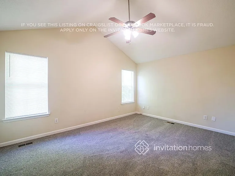 124 Woodmill Ct — Photo 10