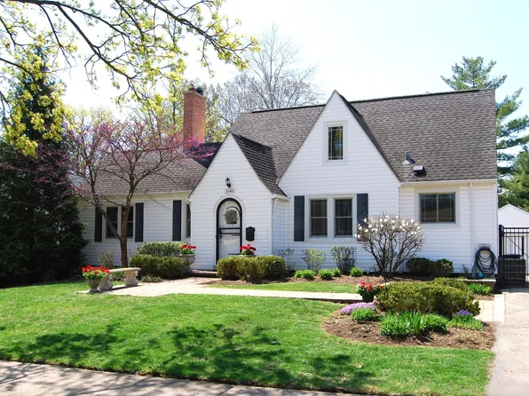 1046 Oakley Ave, Deerfield, IL 60015