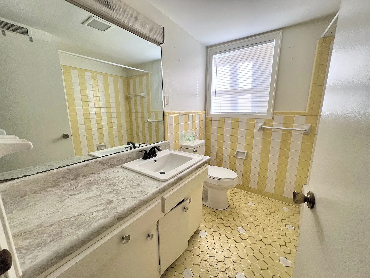1 bed, 800 sqft, $825 — Photo 4