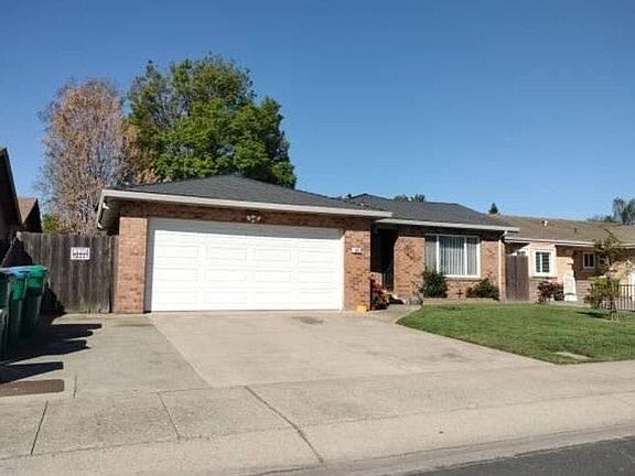 3rd image of 209 N Rutledge Dr