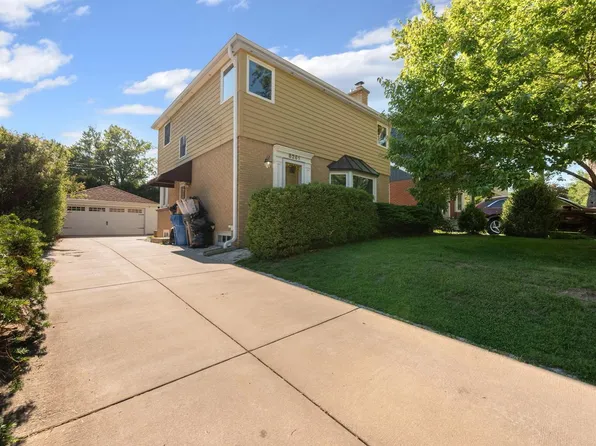 6261 N Bay Ridge AVENUE, Whitefish Bay, WI 53217