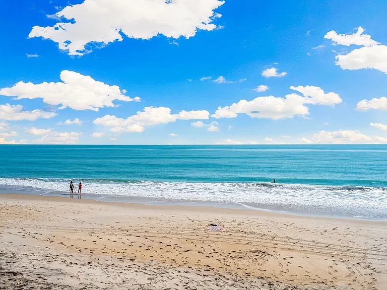 4141 Ocean Dr #208 — Photo 33