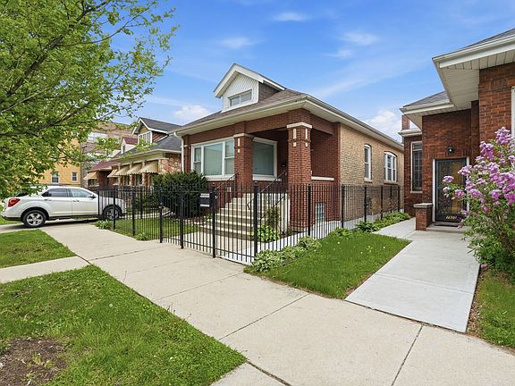 2nd image of 7923 S Luella Ave