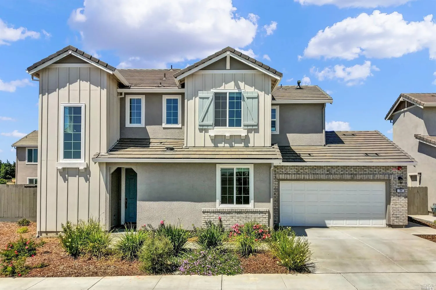 4 bed, 2023 sqft, $3,795 — Photo 1