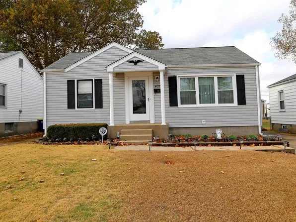 4029 Saint Barbara Ln, Saint Ann, MO 63074