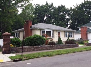 342 Summit St, New Haven, CT 06513