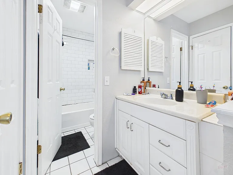 3111 Tom Green St #305 — Photo 10