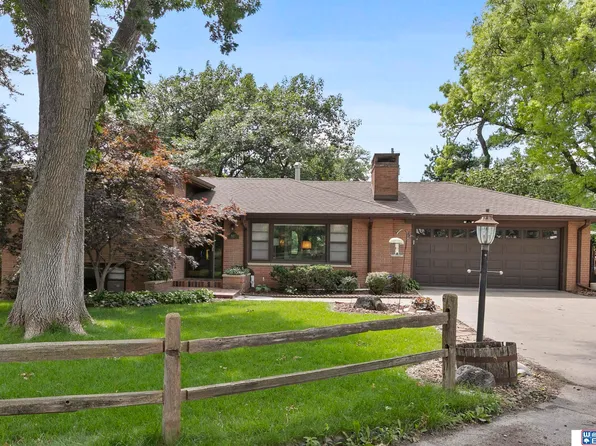 925 S 51st St, Lincoln, NE 68510