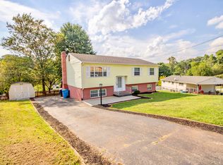 3934 Wilmont Ave NW, Roanoke, VA 24017