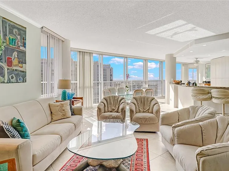 4041 Gulf Shore Blvd N #4 — Photo 6