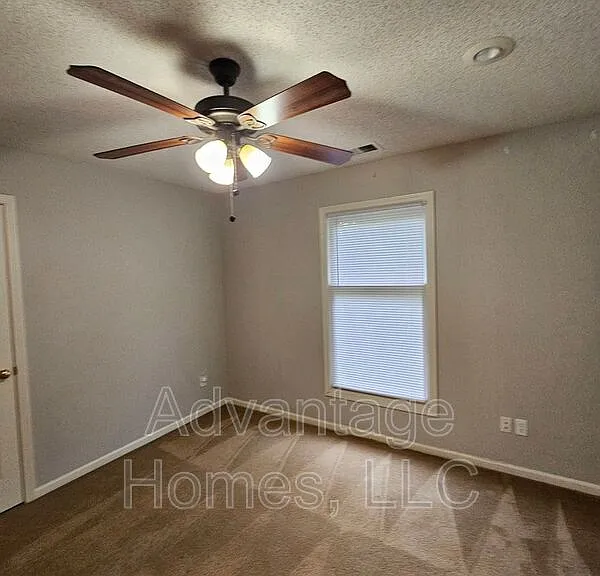 14117 Parkhill Ln — Photo 26