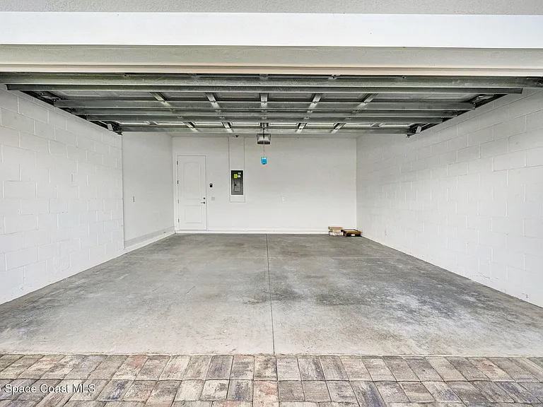 2988 Pangea Cir — Photo 40