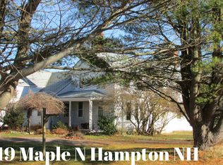19 Maple Rd, North Hampton, NH 03862