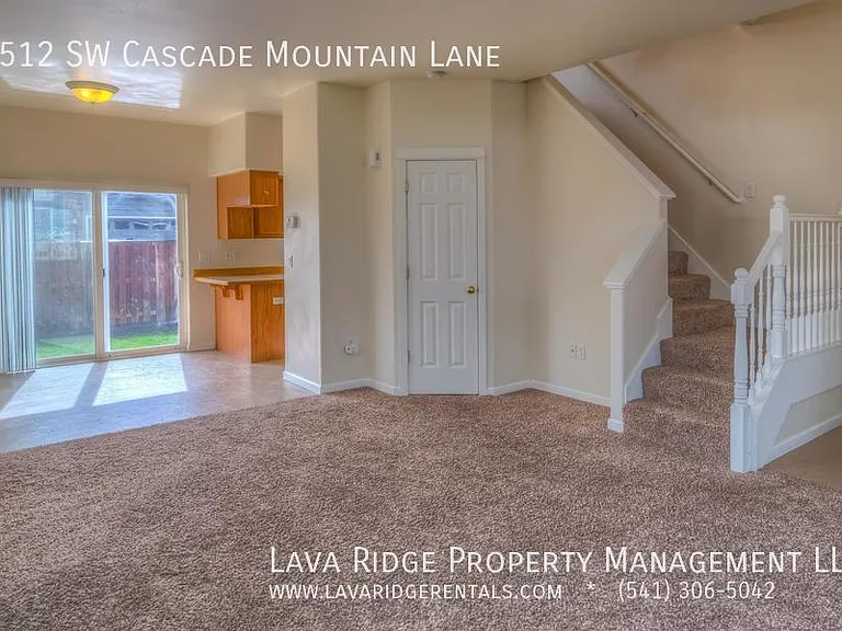 2512 SW Cascade Mountain Ln — Photo 4