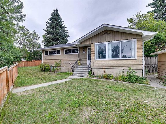 3rd image of 3816 S 26th Ave SW