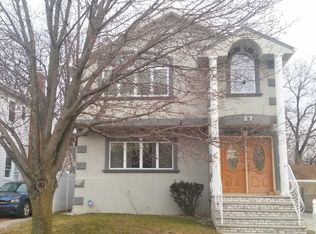 14627 232nd St, Rosedale, NY 11413