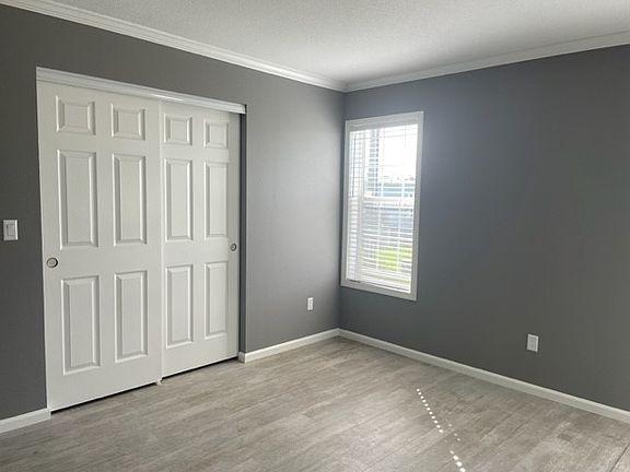 4th image of 200 Hobnail Dr #200