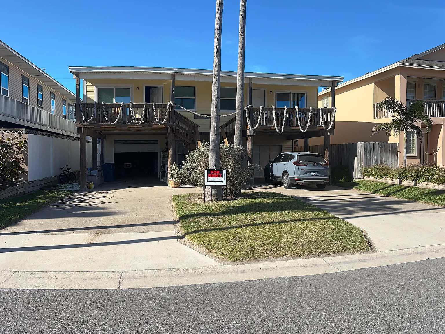 2 bed, 800 sqft, $1,800 — Photo 1