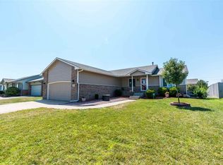 760 S Eastridge St, Valley Center, KS 67147