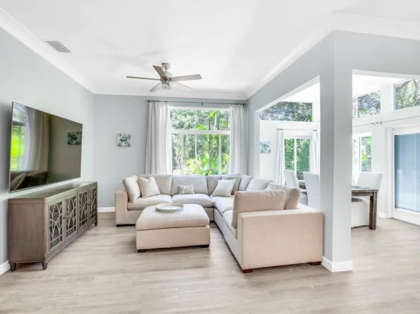 1255 Winding Oaks Cir E APT 604, Vero Beach, FL 32963