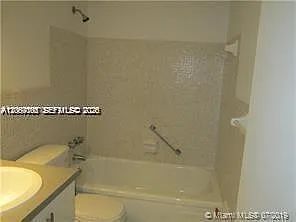 16701 NE 14th Ave #203 — Photo 7