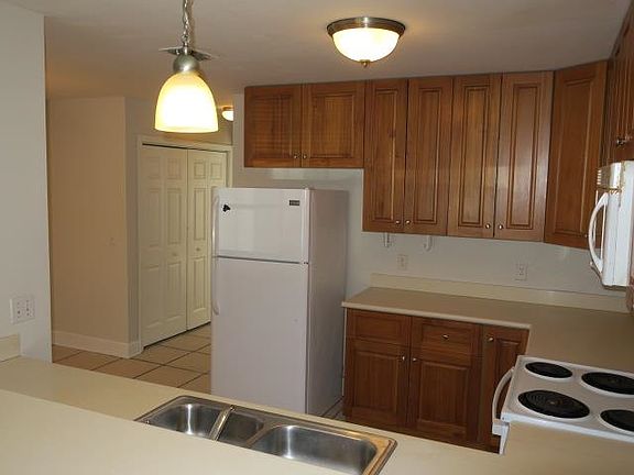 5th image of 3326 Sawtooth Dr