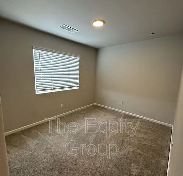 414 S Summit St #103 — Photo 21