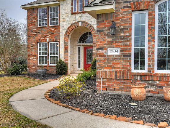 5th image of 11834 Water Oak Ct