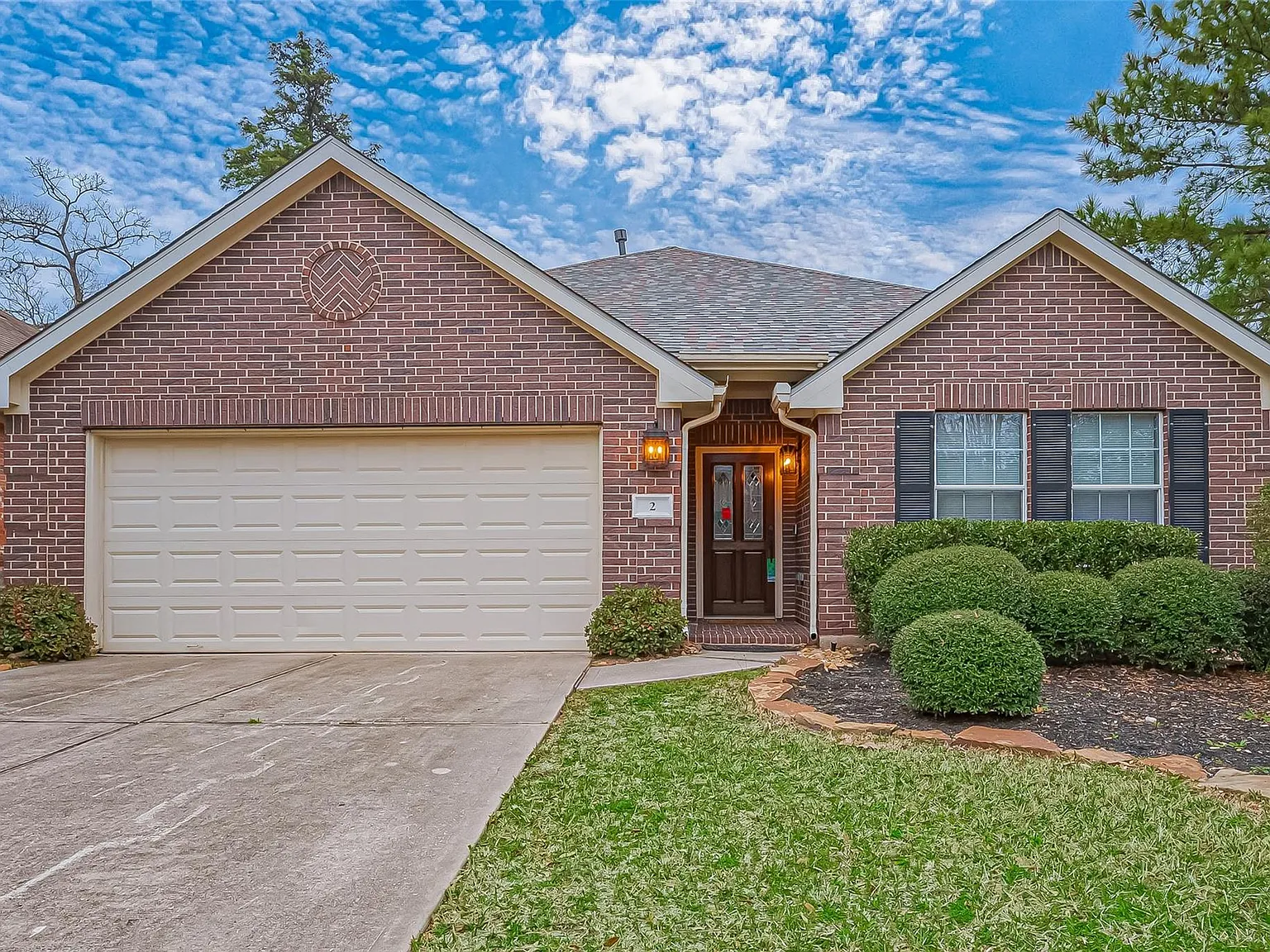 3 bed, 2.0 bath, 1783 sqft, $3,150 — Photo 1