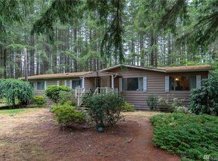 6888 SW Alpine Lake Rd, Pt Orchard, WA 98367