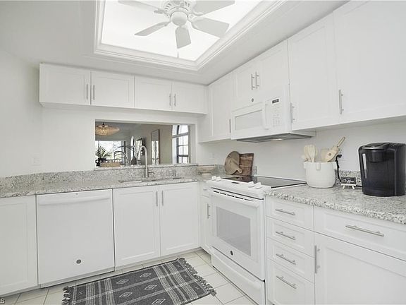 5th image of 265 Deerwood Cir APT 15-10