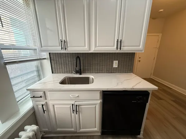 39 Broadway #24E, Jersey City, NJ 07306